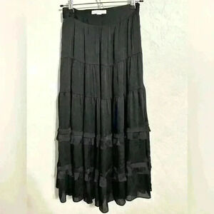 Chelsea & Violet Midi Ruffle Tiered Black Side Zip Flowy Skirt in Black XS